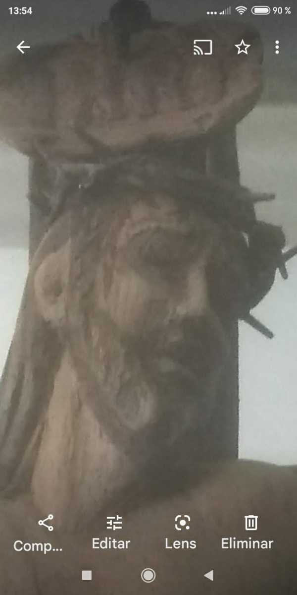 Escultura de Jesucristo vivo. Escultura de Jesucristo vivo.